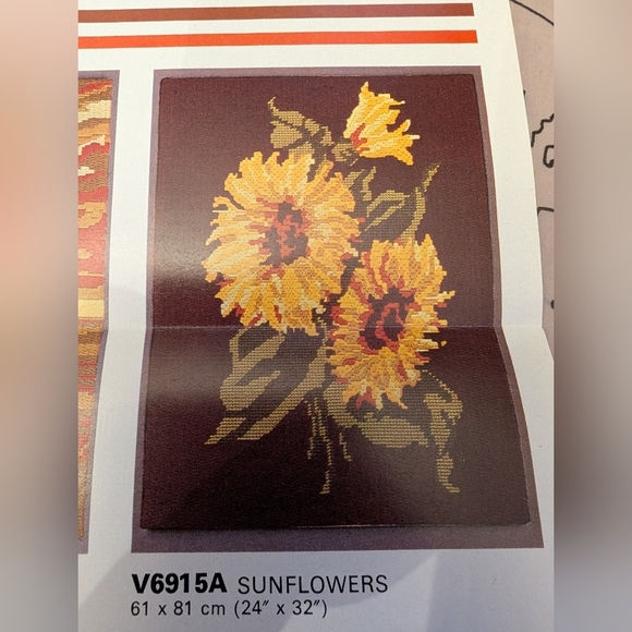 Vintage PATONS  Sunflowers Quick Tapestry Kit,  XXL 32" X 24", 1978 - Picture 1 of 7